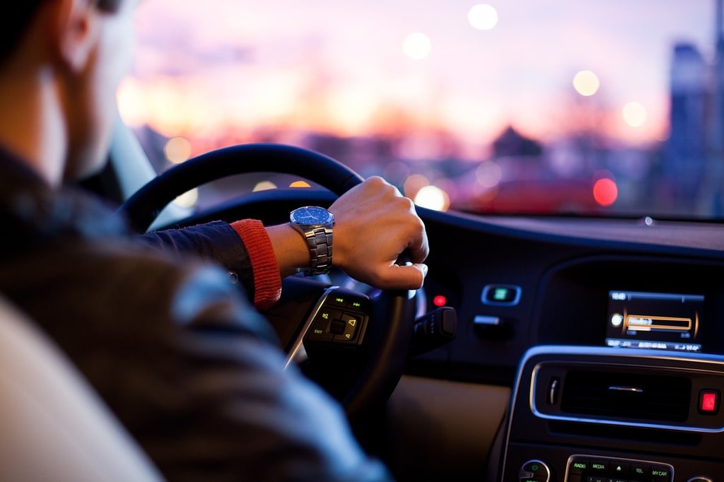 Comprendre les voyants d'alerte pour rouler en toute sécurité